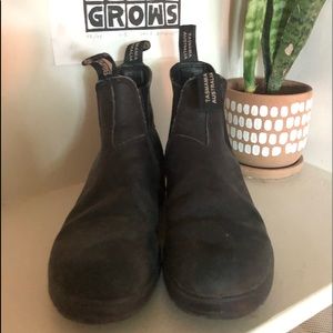 Blundstone ankle boots- size 3 AUS